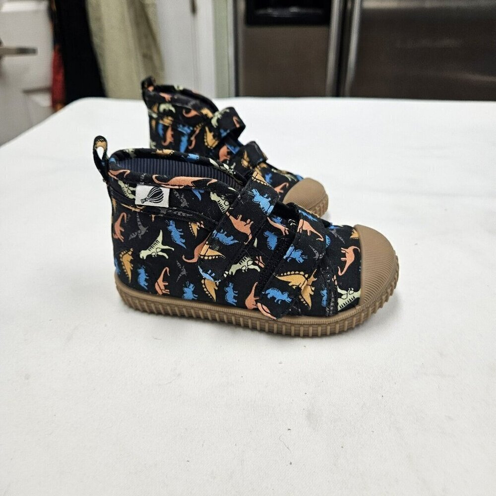 Adventure wash n wear by copper key Toddler Washable Dinosaur Sneaker Size 8 EUC